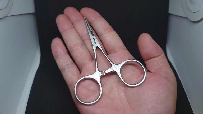 microforceps-hand.jpg